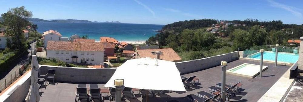 Royal Nayef Hotel Portonovo Exterior foto